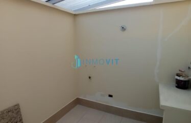 CASA EN VENTA EN SANGOLQUI, VALLE DE LOS CHILLOS