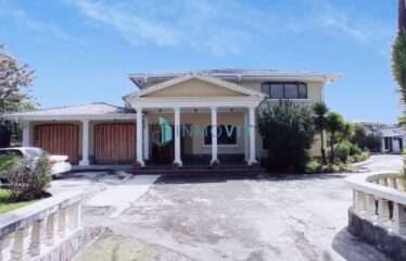 CASA EN VENTA, LA ARMENIA, CONOCOTO, VALLE DE LOS CHILLOS