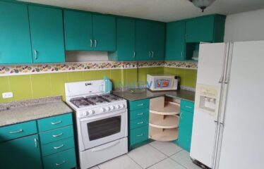 VENTA DE CASA EN URBANIZACIÓN DE LDU, POMASQUI, MITAD DEL MUNDO