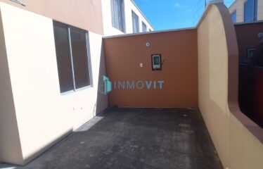 CASA EN VENTA EN SANGOLQUI, VALLE DE LOS CHILLOS